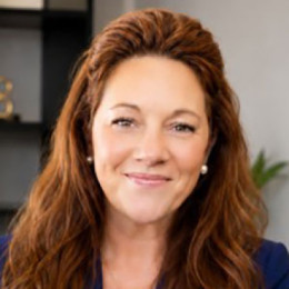 Stephanie Robinson